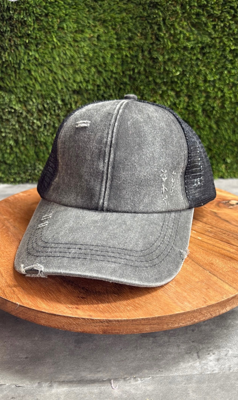 Women’s Pony Tail Hat