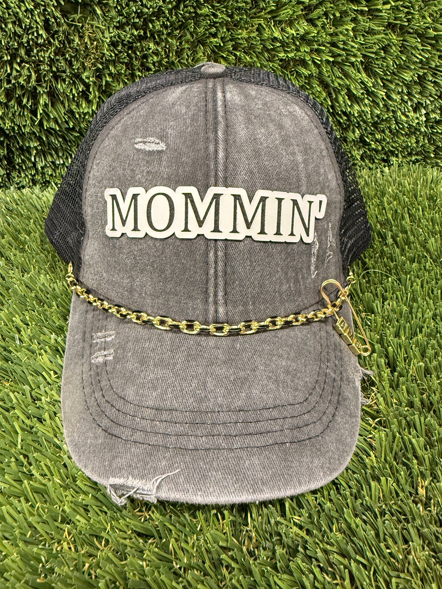 Women’s Mommin’ Ponytail Hat w/ Chain