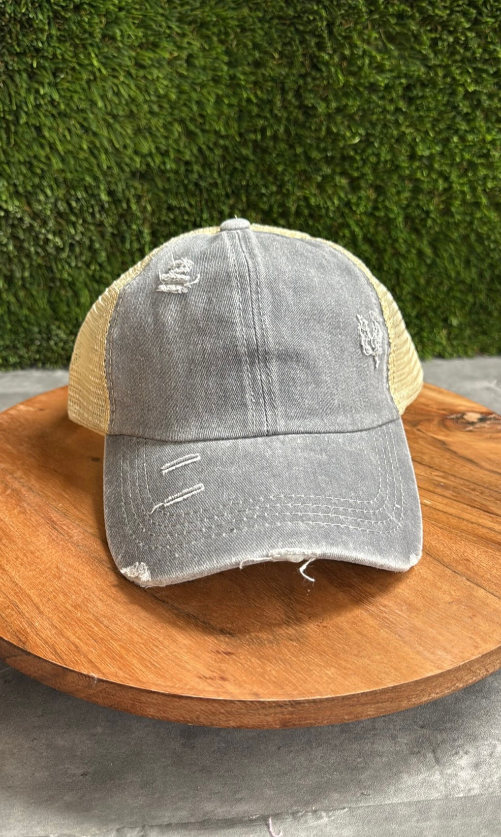 Women’s Pony Tail Hat
