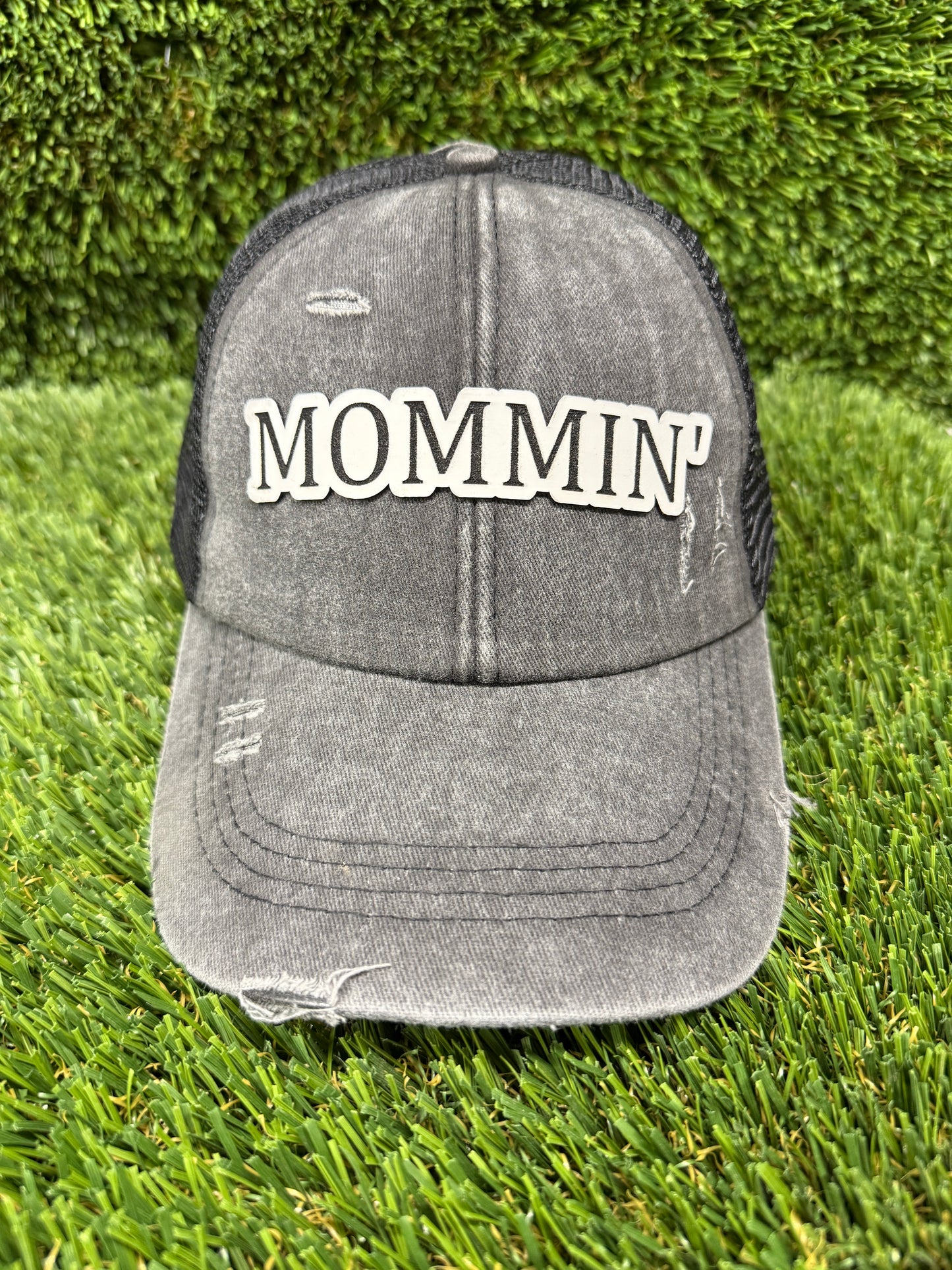 Women’s Mommin’ Ponytail Hat w/o Chain