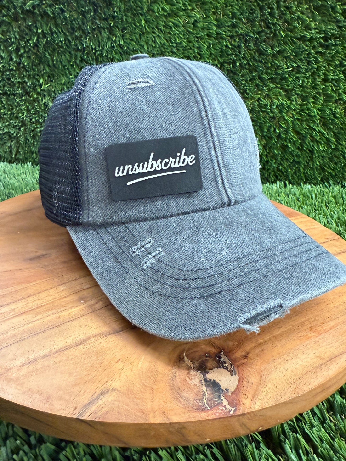 Unsubscribe Women’s Hat
