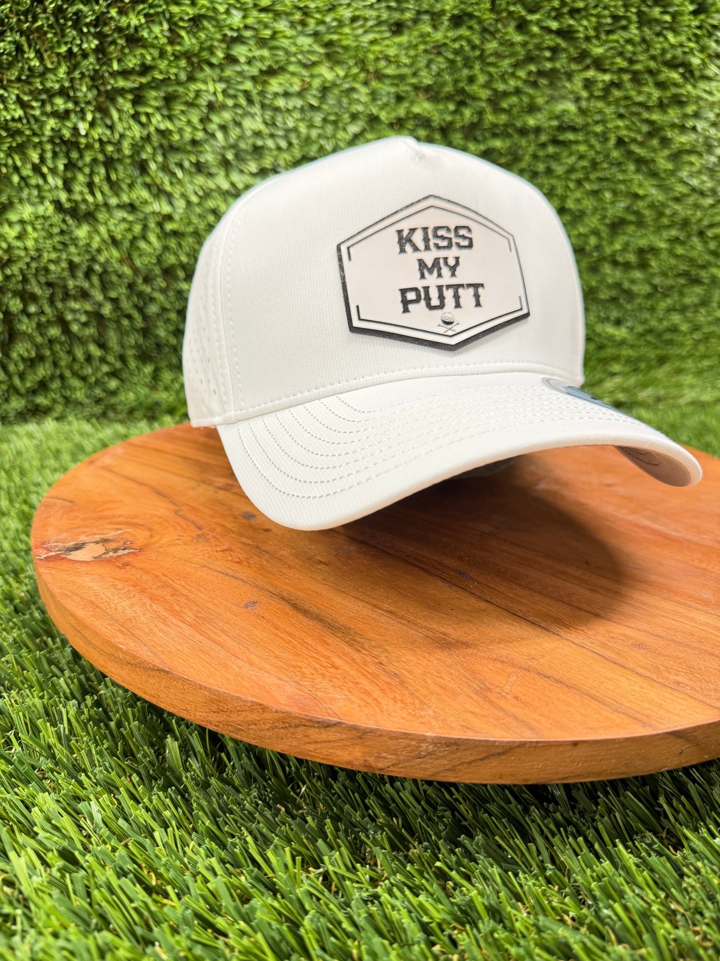 Men’s Kiss My Putt Hat