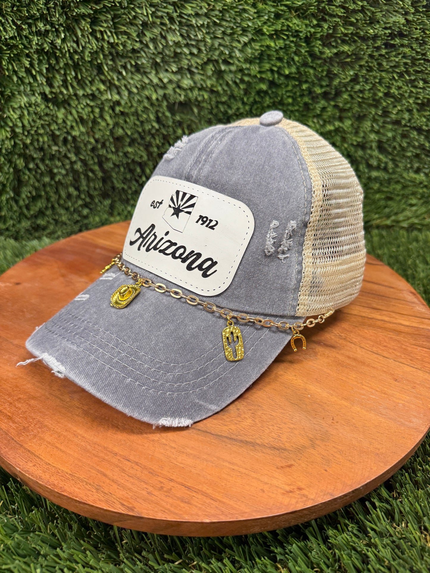 Women’s Arizona hat w/ Chain