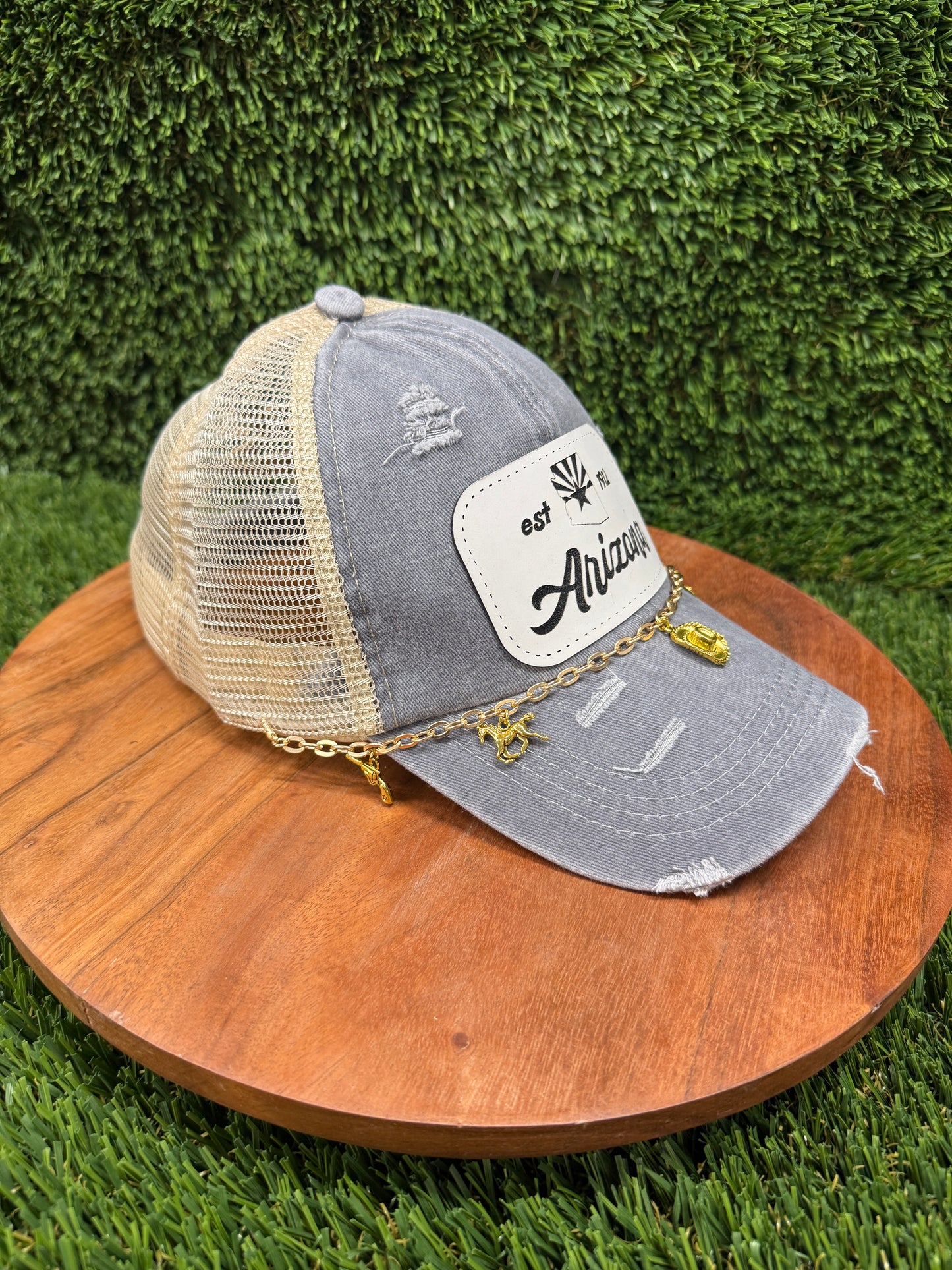 Women’s Arizona hat w/ Chain