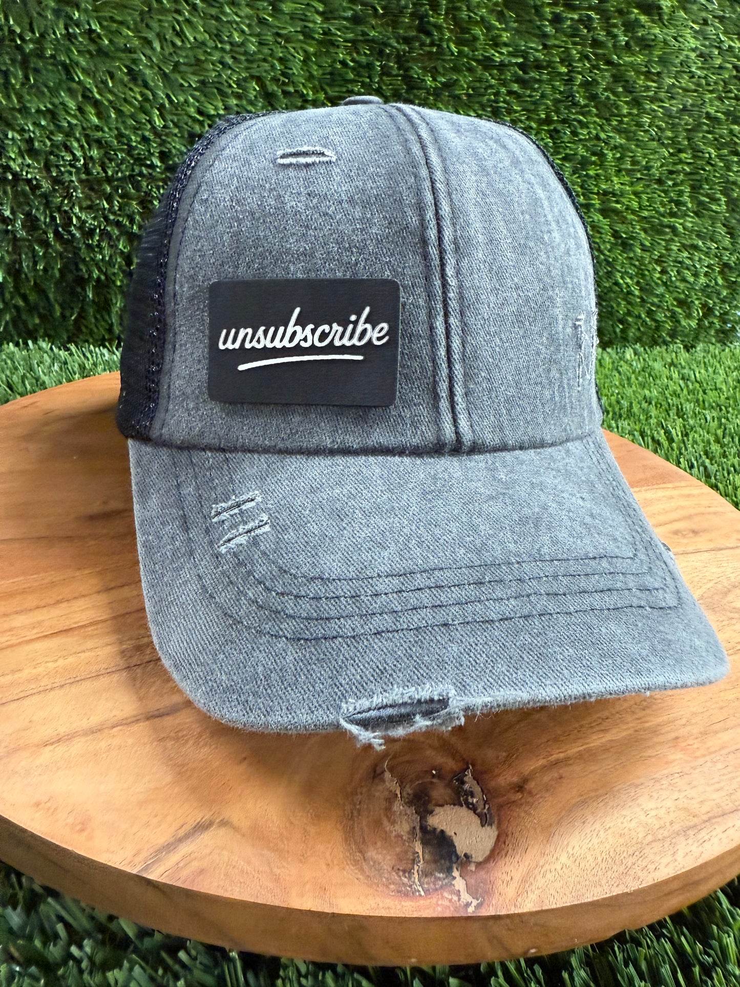 Unsubscribe Women’s Hat